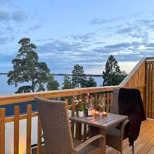 Villa New Lakehouse - Amazing Sea View And Private Pier!, Stockholm